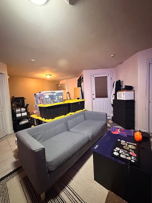 Studio, 1.0 bath, 746 sqft, $1,300 — Photo 4
