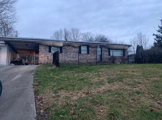 90 Maple Ln, Morehead, KY 40351