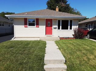 2326 Grove Ave, Racine, WI 53405