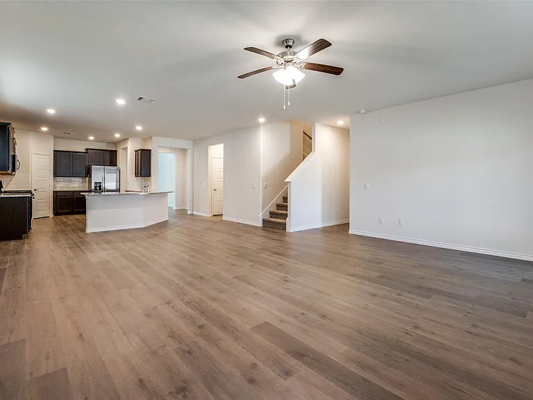 7221 Headingham Way — Photo 5