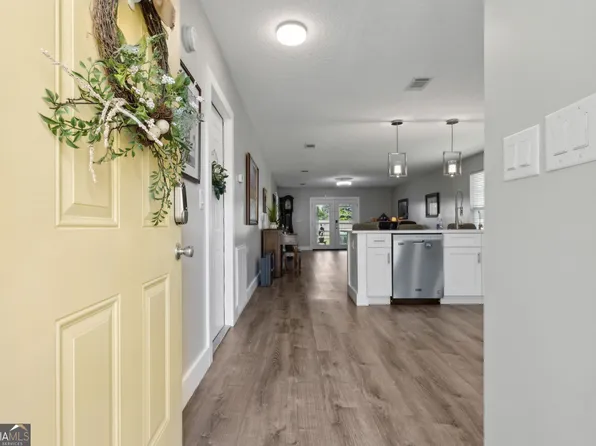 400 Parker St, Woodbine, GA 31569