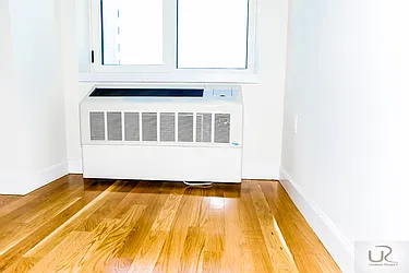 Rented by Urban Realty NYC