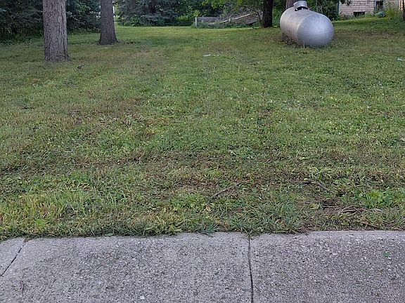 5th image of 1307 Allowa St