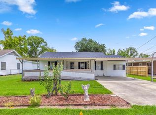310 Starlin Dr, Sulphur, LA 70663