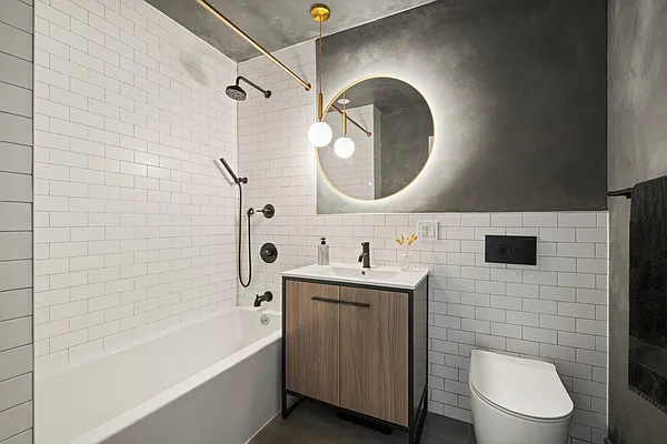 Rented by Compass | media 24