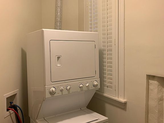 2nd image of 6642 S Minerva Ave #1