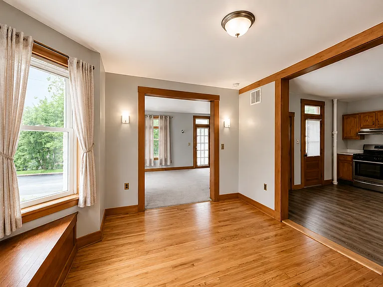 608 Northpoint Rd — Photo 9