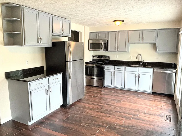 3760 Spring Mill Way — Photo 5