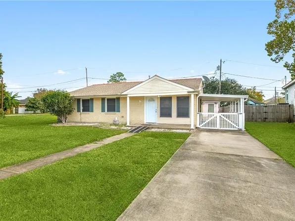 63 Patterson Dr, Chalmette, LA 70043