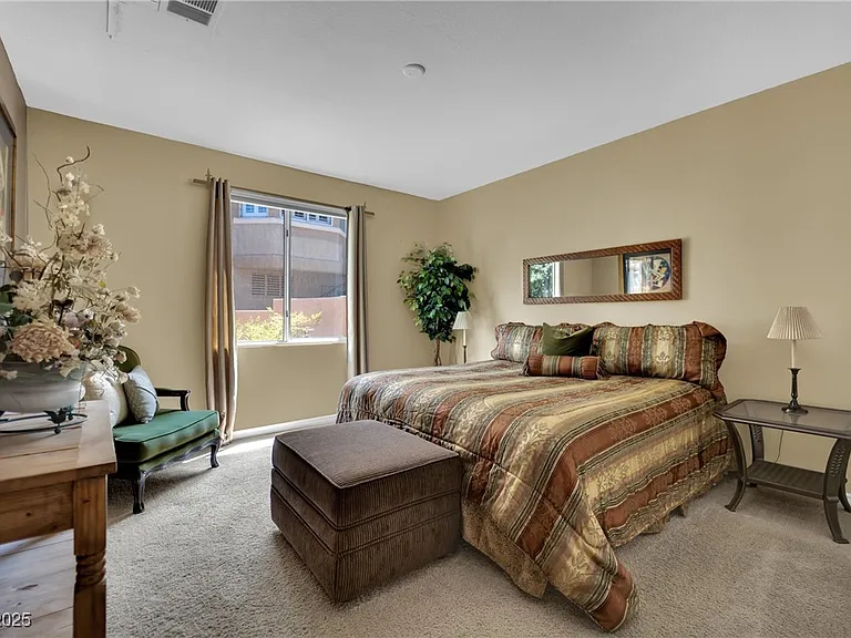 1004 Golden Age Ct — Photo 19