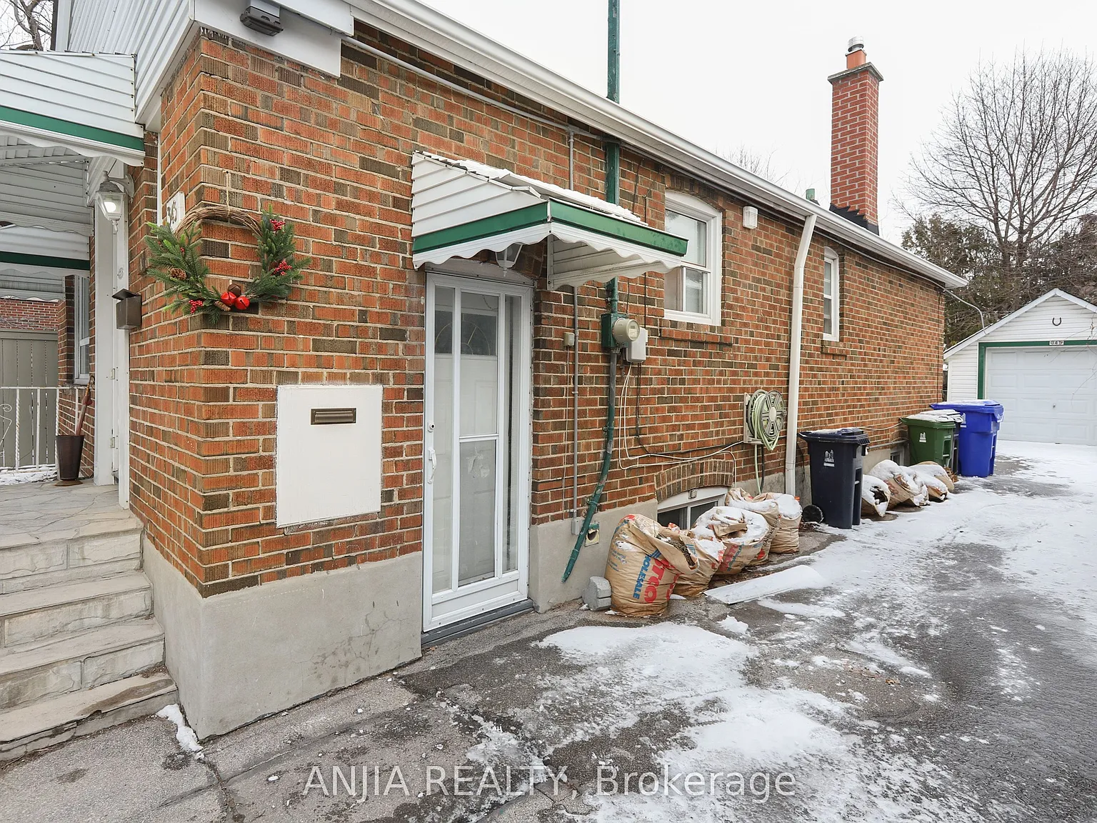 2 bed, $1,800 — Photo 2