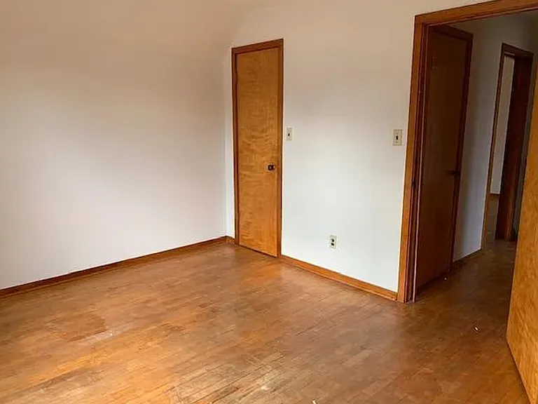 615 Mill St — Photo 10