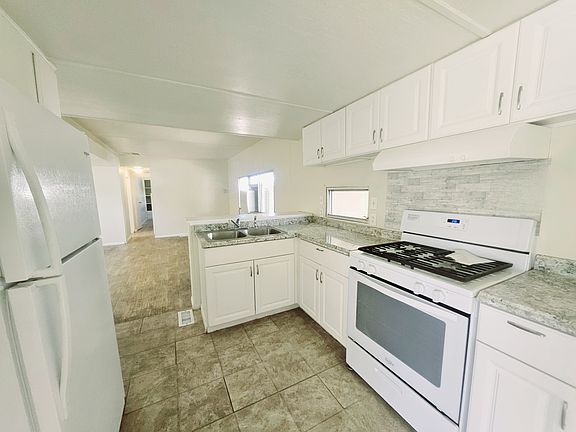 2nd image of 250 S Lyon Ave #65