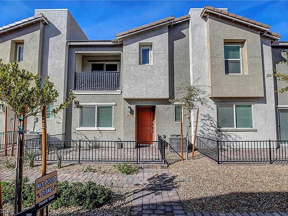 3rd image of 2629 Polar White Ave