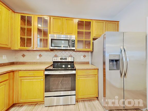 4th image of 4493 Paula Dr