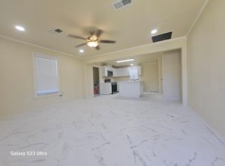 630 N Main St, Springtown, TX 76082