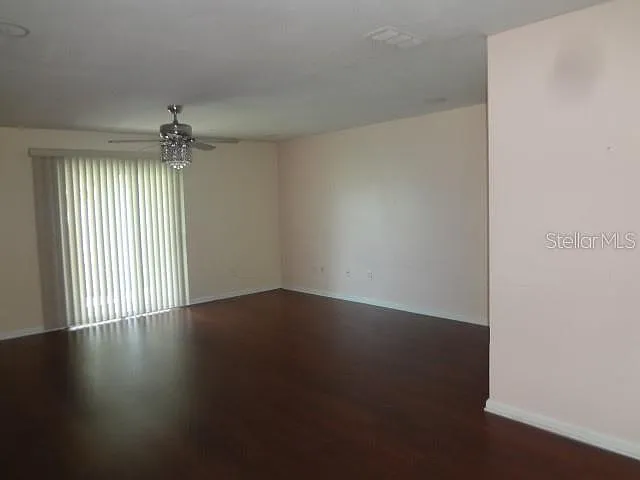 64 Rockefeller Dr — Photo 5