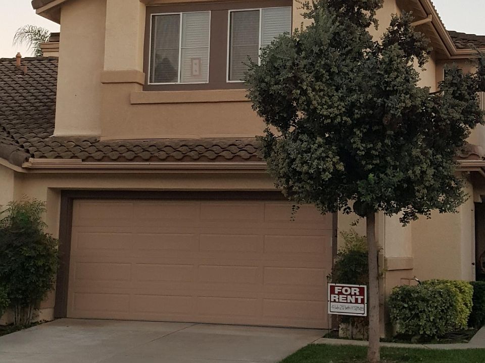 Street view of home, 2 car direct access garage