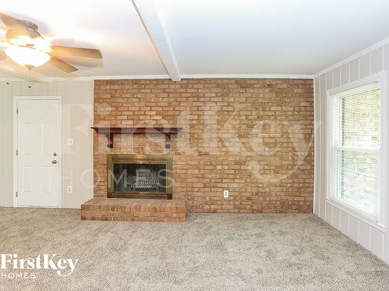 6404 Pencade Ln — Photo 5