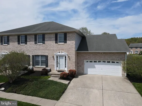 120 Mandalay Dr, Bear, DE 19701