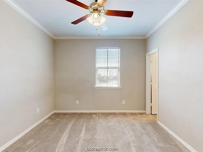 2027 Harvey Mitchell Pkwy S — Photo 23