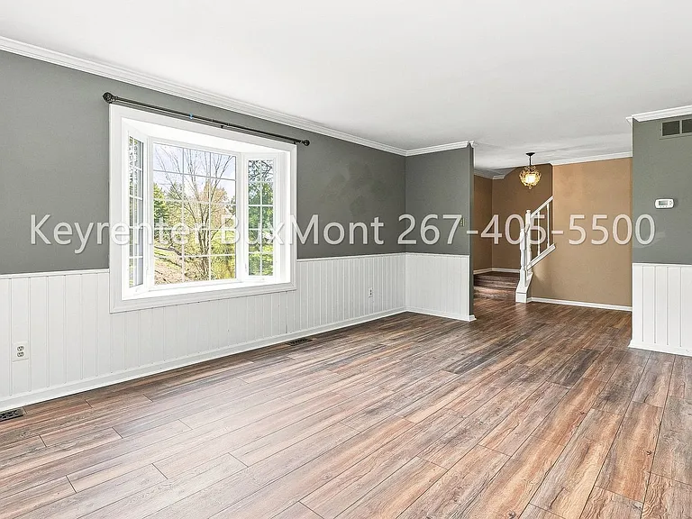 117 Victoria Ln — Photo 5