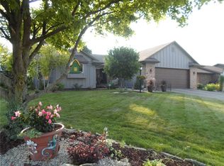 2919 Derr Rd, Springfield, OH 45503