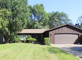 436 Michigan Ave, Elyria, OH 44035