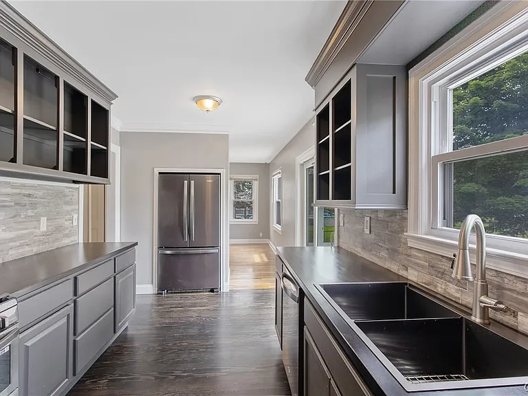 116 E Richmond Rd — Photo 11