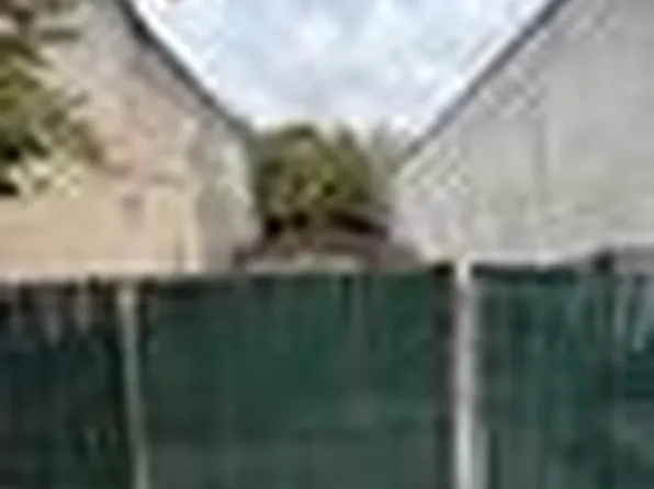 1031 Broadway image 1 of 4