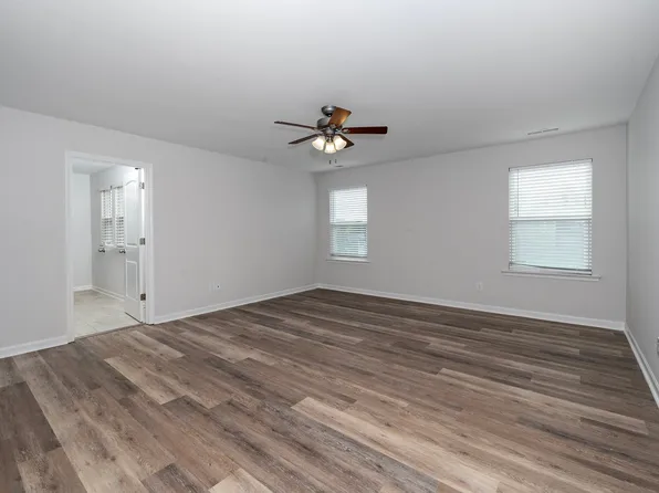 4050 Reunion Creek Pkwy, Apex, NC 27539
