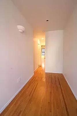 Rented by Oxford Property Group | media 12