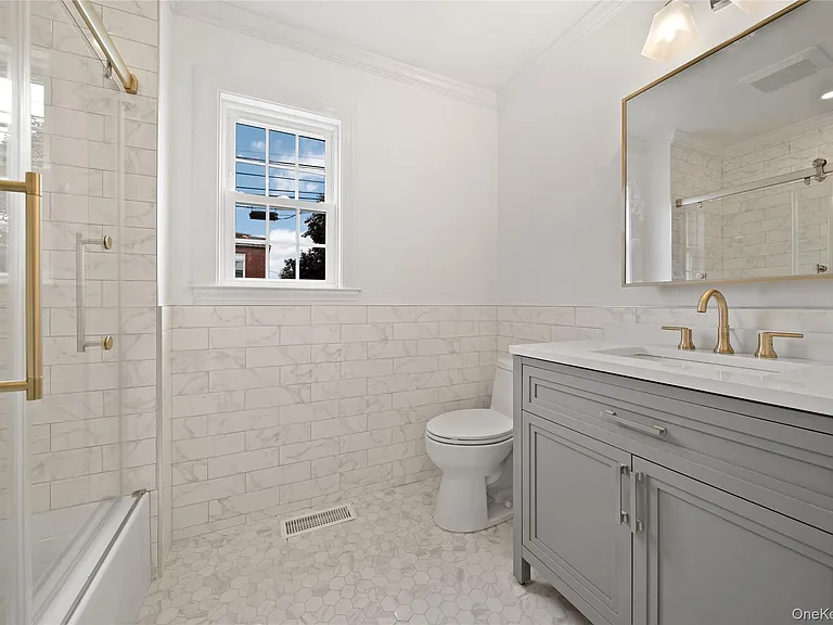 3914 Waverly Ave #2 — Photo 7