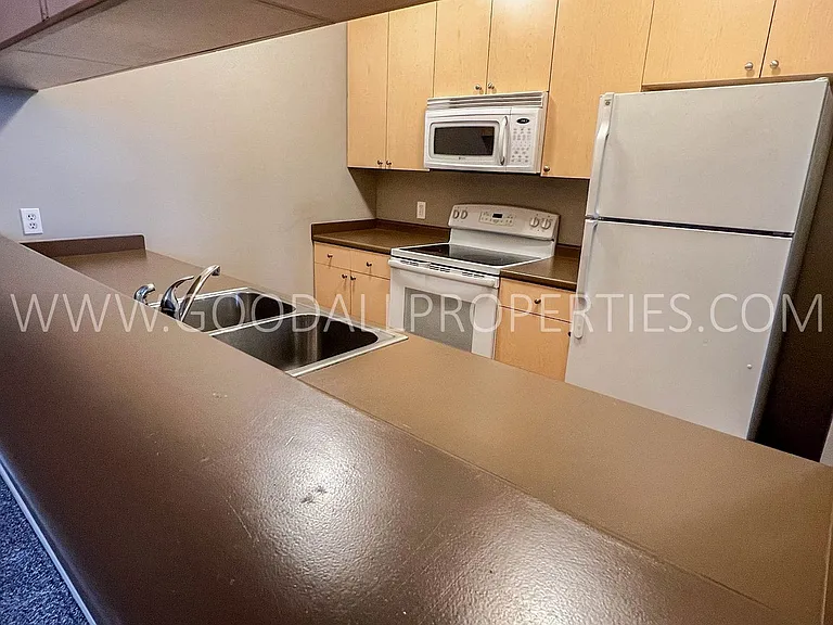 1207 NE 5th Ln #C11 — Photo 5