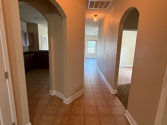 2nd image of 2216 Livingstone Ct