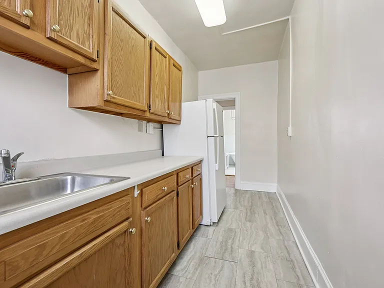 1818 Riggs — Photo 15