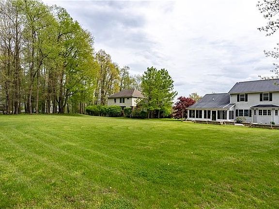 3rd image of 41 Village Park Dr