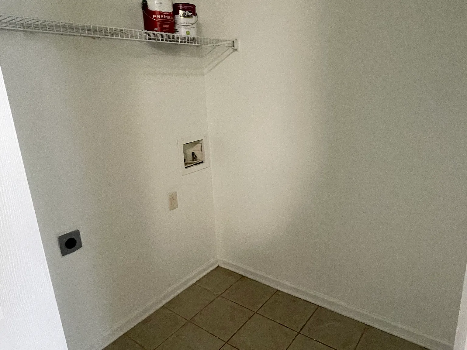 2 bed, 975 sqft, $1,000 — Photo 4