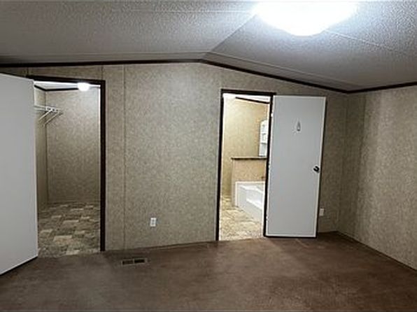 17 Darren St