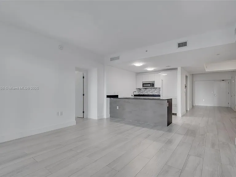 1010 Brickell Ave #1904 — Photo 11