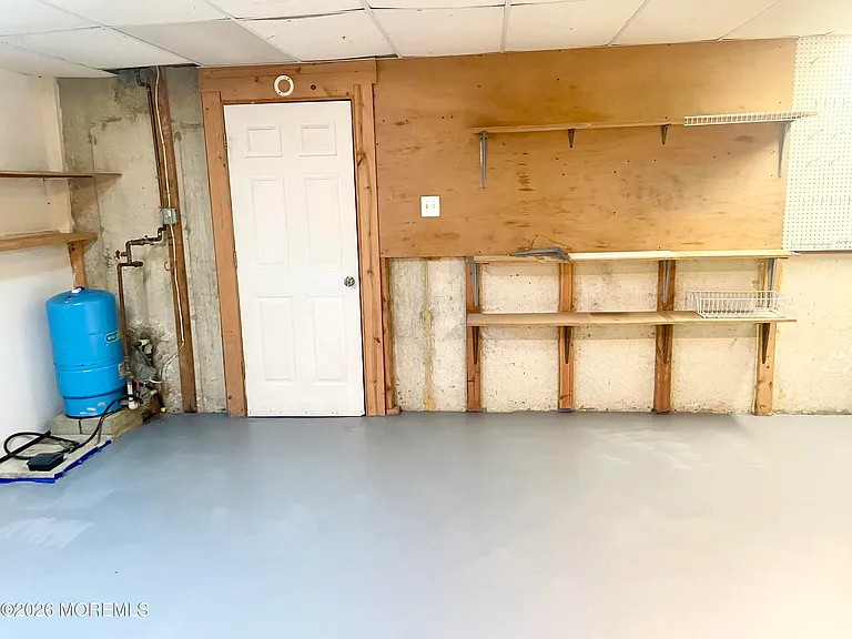 220 Middie Ln — Photo 29