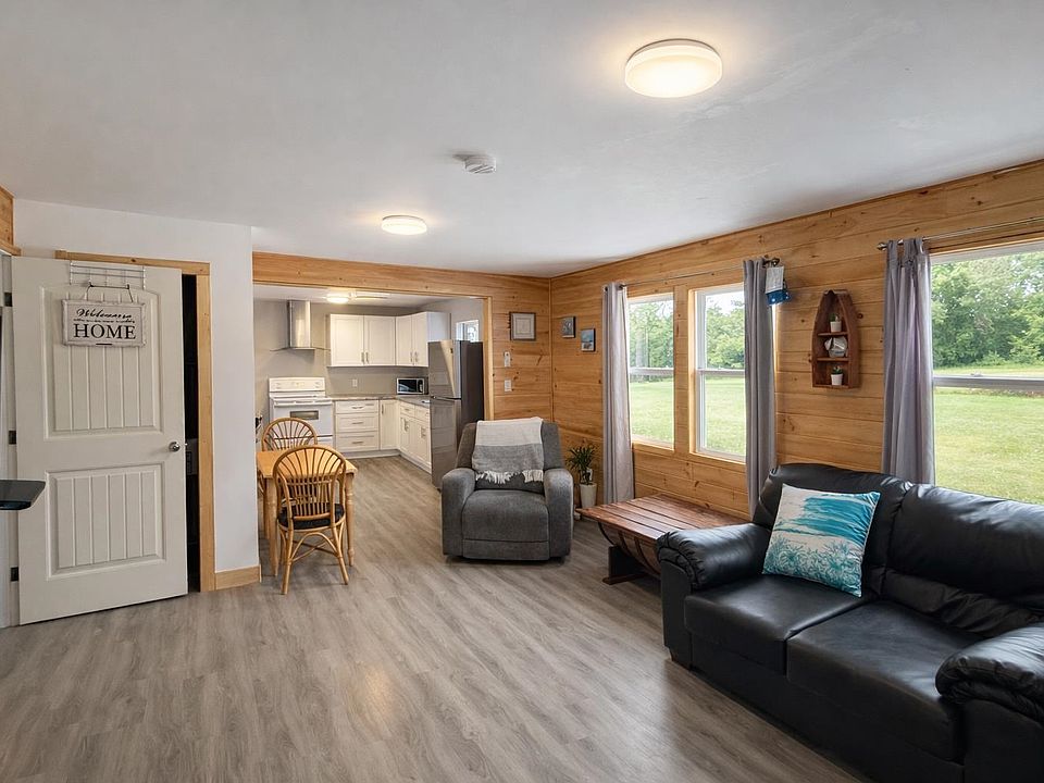 1st image of 1025 Bear River Rd