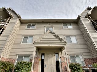 5016 California St APT 8, Omaha, NE 68132