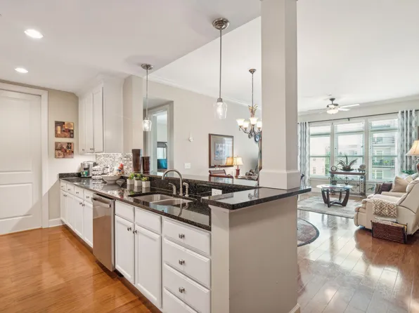 145 Pier View St Unit 316, Daniel Island, SC 29492