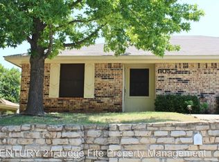 1105 S Rusk St, Weatherford, TX 76086