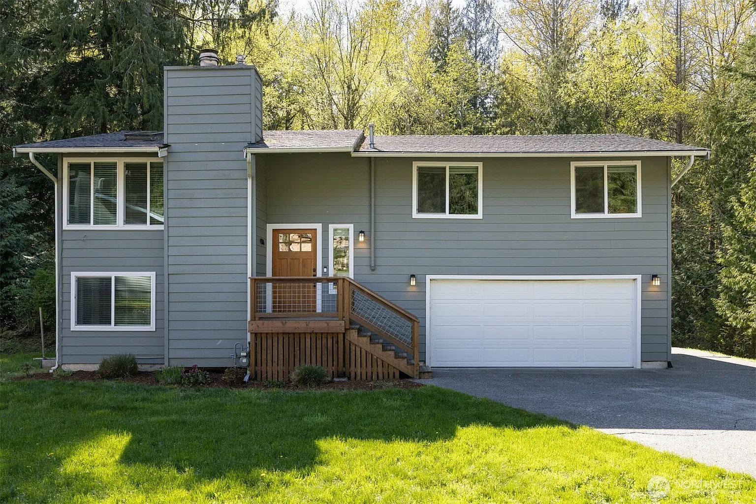 4106 Ridgewood Avenue photo 1