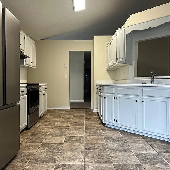 4197 Sterling Pointe Dr — Photo 5