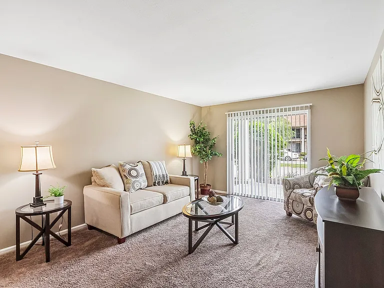 26-web-or-mls-353 Andover Dr Unit 1K-S1007-005