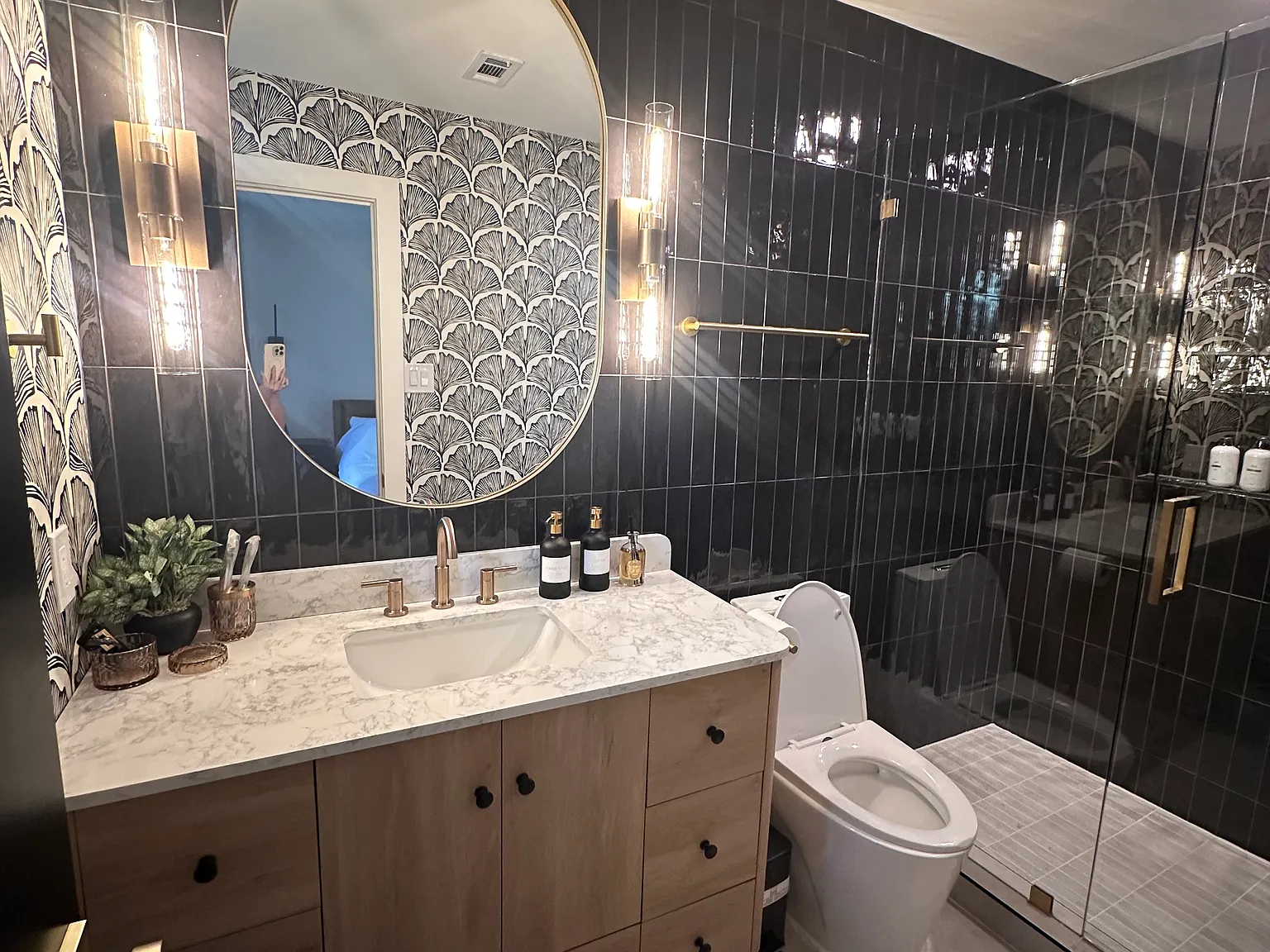 3 bed, 1362 sqft, $4,700 — Photo 4