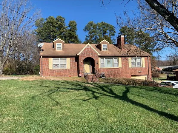 677 Motor Rd, Winston Salem, NC 27105